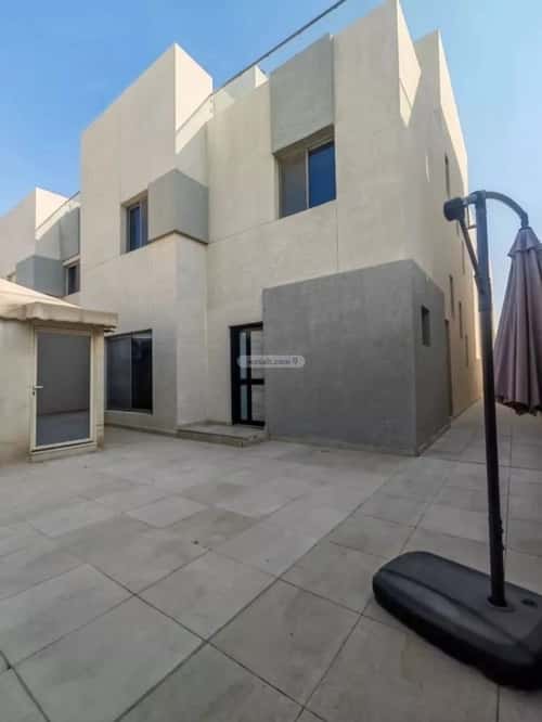 فيلا 6 غرف في النرجس 4