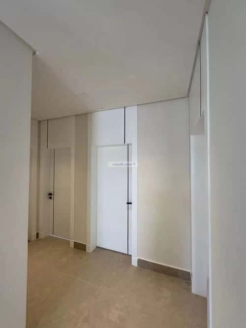 شقة 4 غرف في النرجس 13