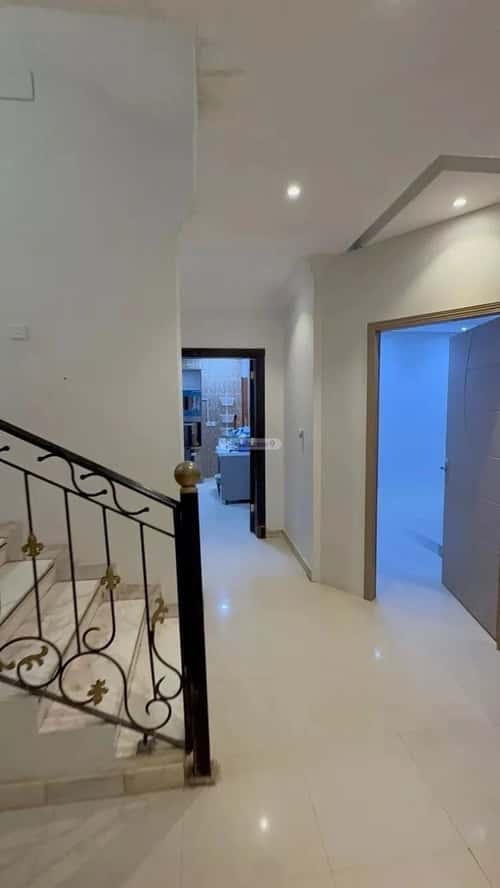 فيلا 5 غرف في المونسية 8