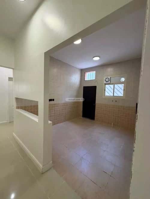 دور 6 غرف في السويدي 3