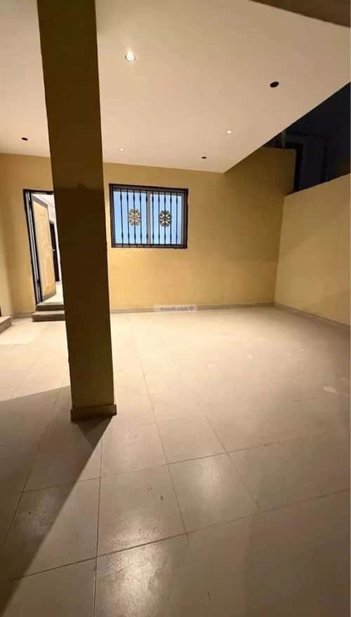 شقة 4 غرف في الرمال 3