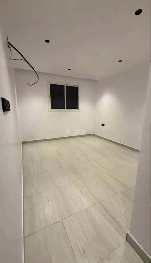 شقة 4 غرف في الرمال 9