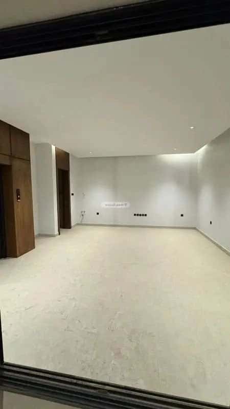 5 bedroom villa in Al Aridh 5