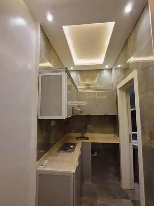 شقة 1 غرف في الملقا 4