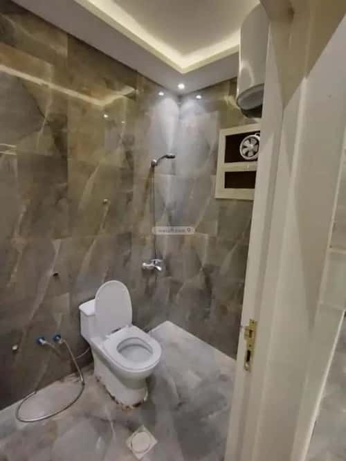 شقة 1 غرف في الملقا 5