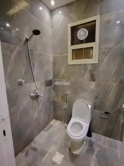 شقة 1 غرف في العقيق 4