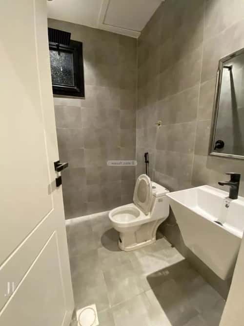 شقة 6 غرف في طويق 4