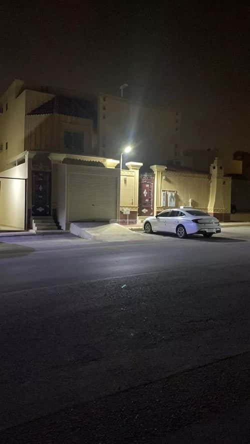 4 bedroom apartment in Dhahrat Laban 6