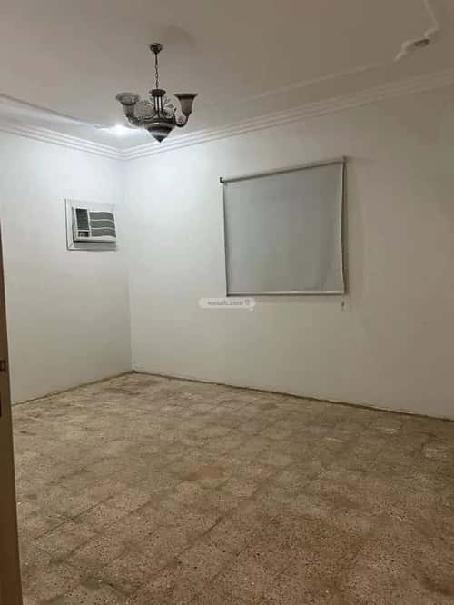 دور 5 غرف في الملقا 4