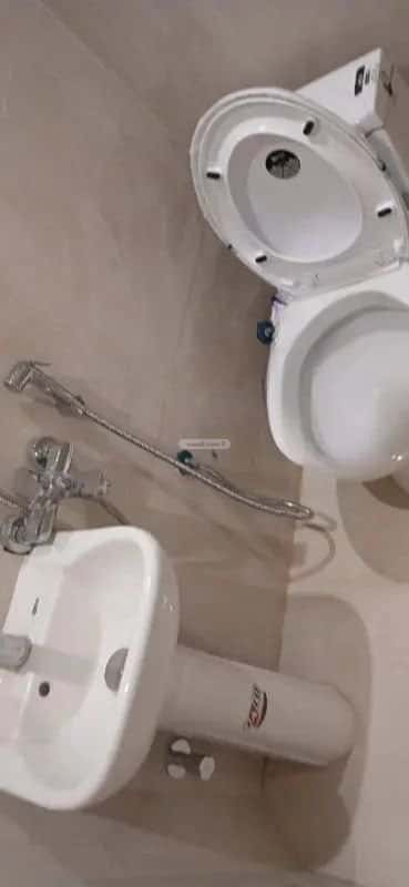 شقة 1 غرف في شبرا 4