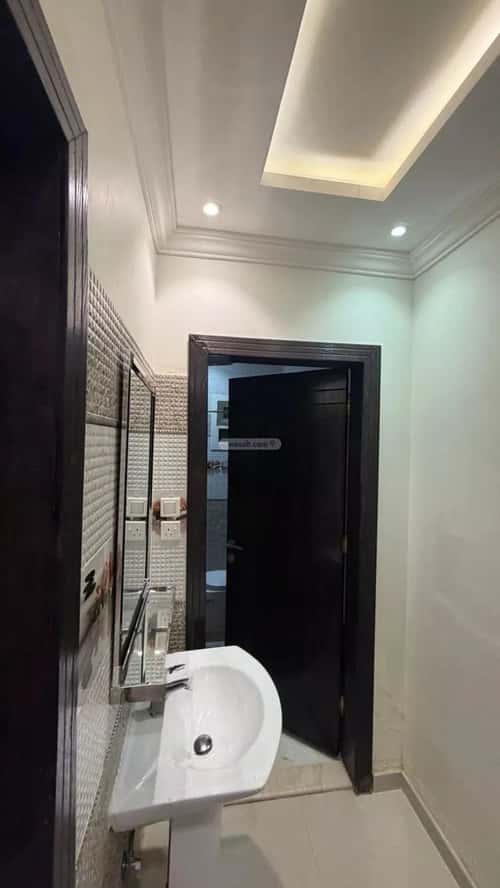 شقة 4 غرف في النرجس 7