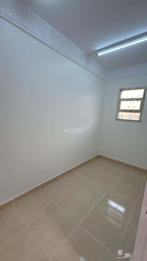 شقة 5 غرف في الروابي 13