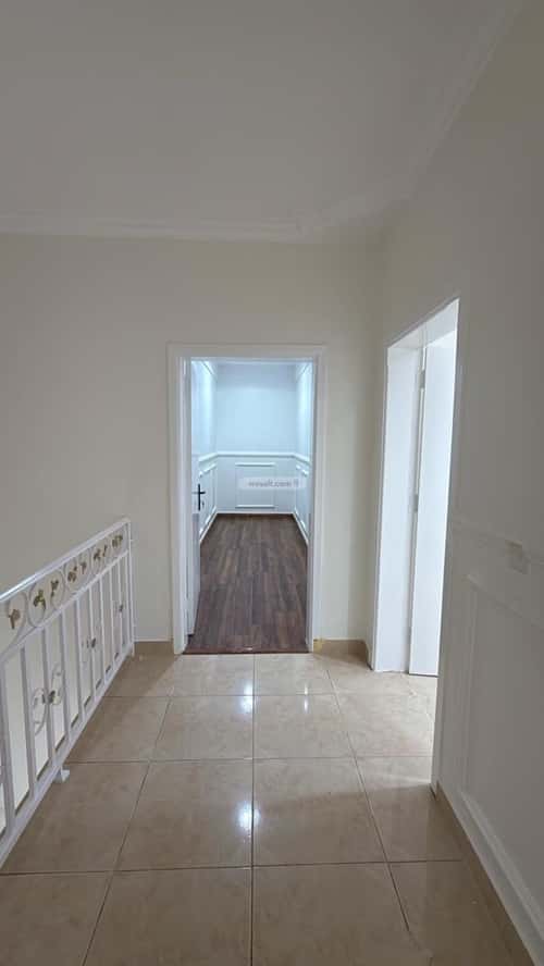 شقة 5 غرف في الروابي 3