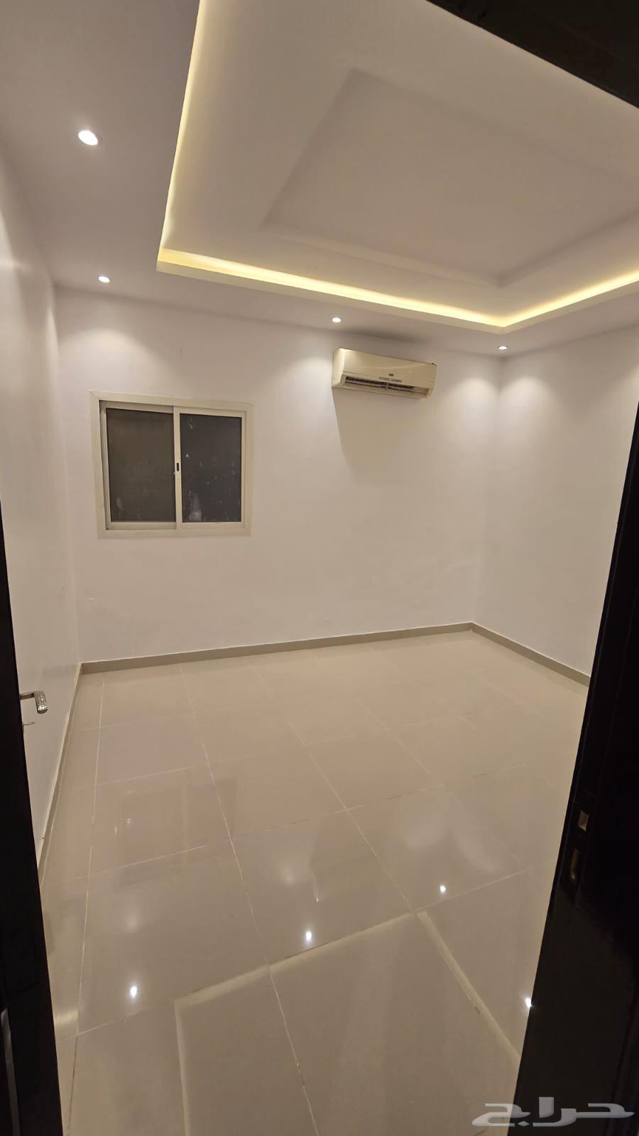 شقة 3 غرف في العارض 6