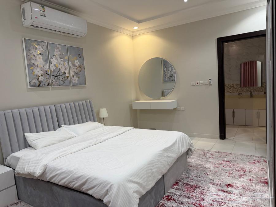 شقة 3 غرف في الملقا 4