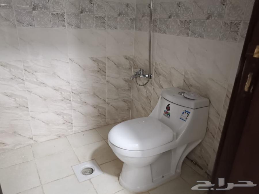 شقة 4 غرف في الملز 8