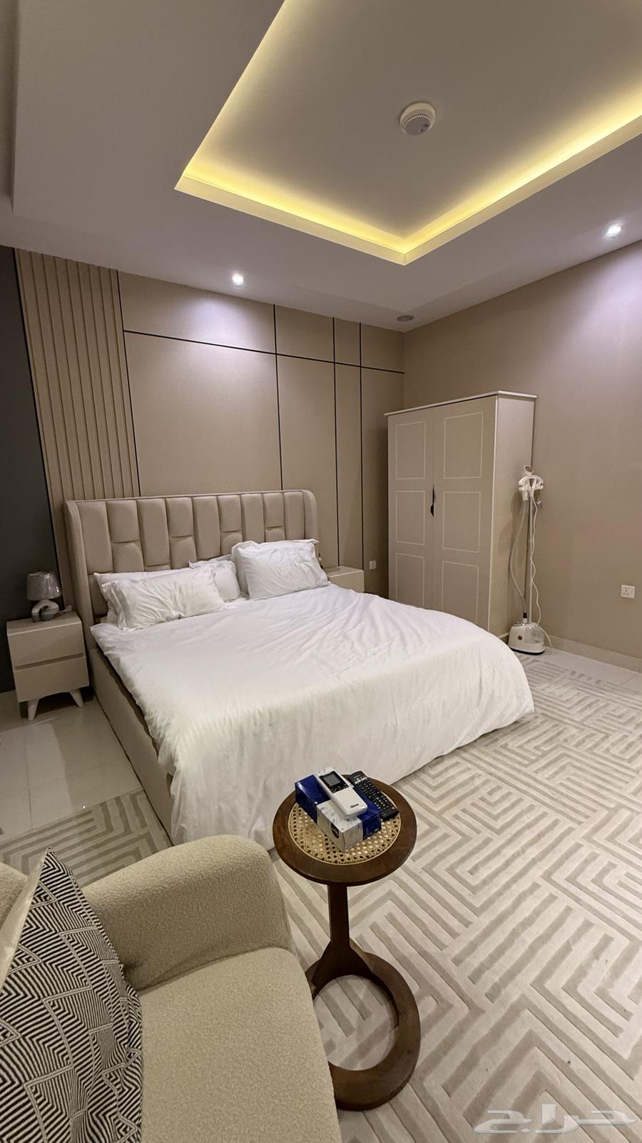 شقة 1 غرف في الملقا 14