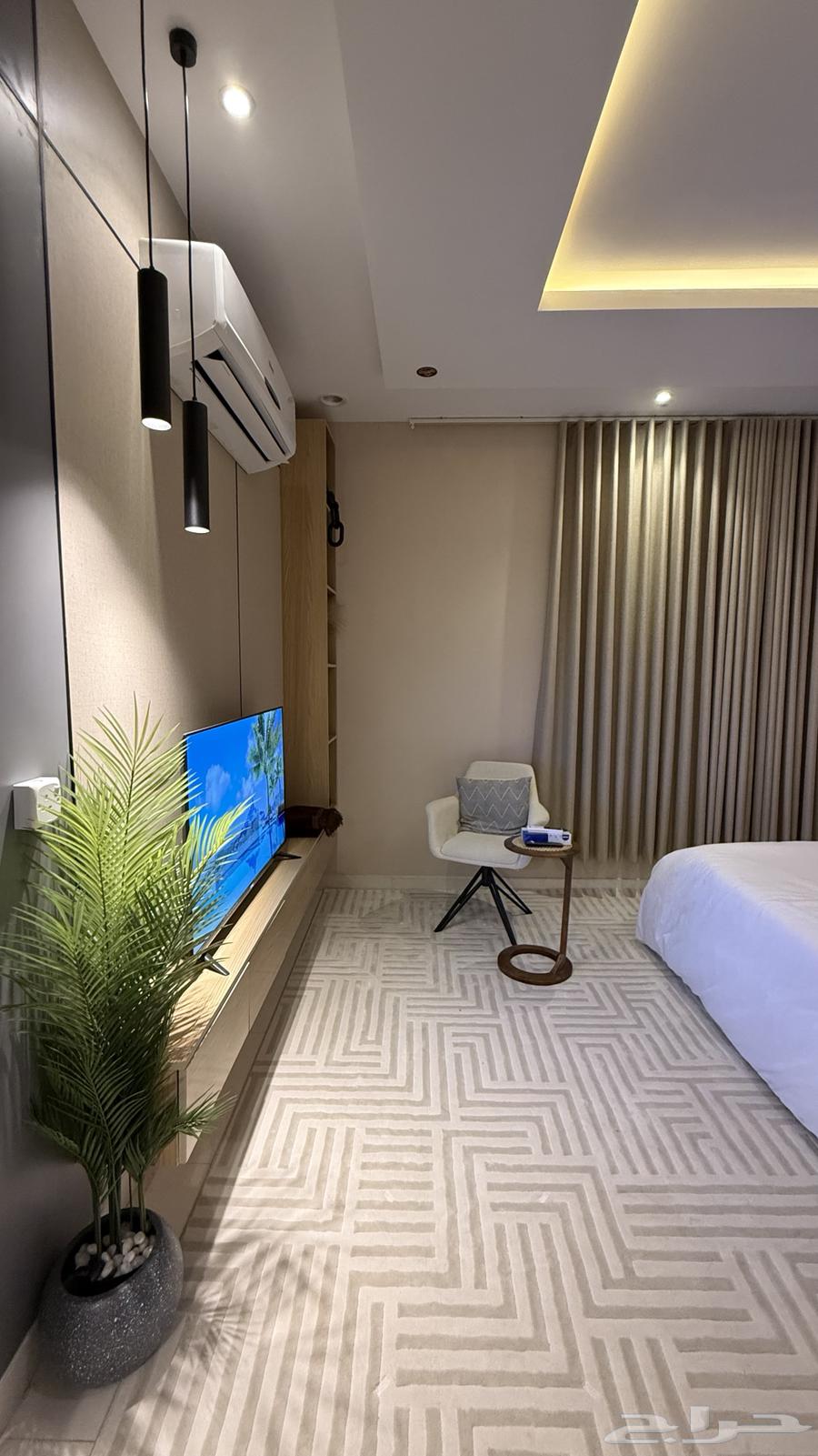 شقة 1 غرف في الملقا 17