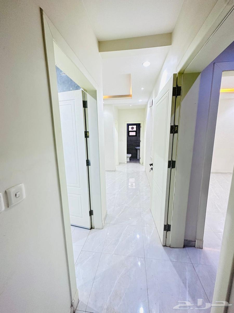 شقة 3 غرف في الرمال 3