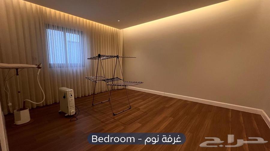 شقة 3 غرف في العارض 8