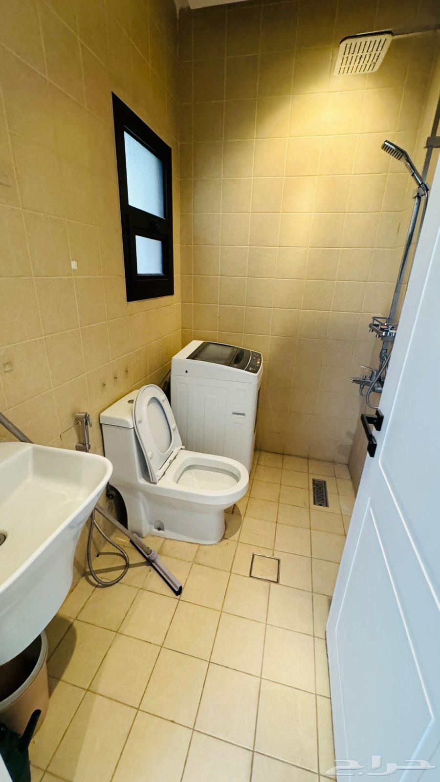 شقة 2 غرف في المونسية 4