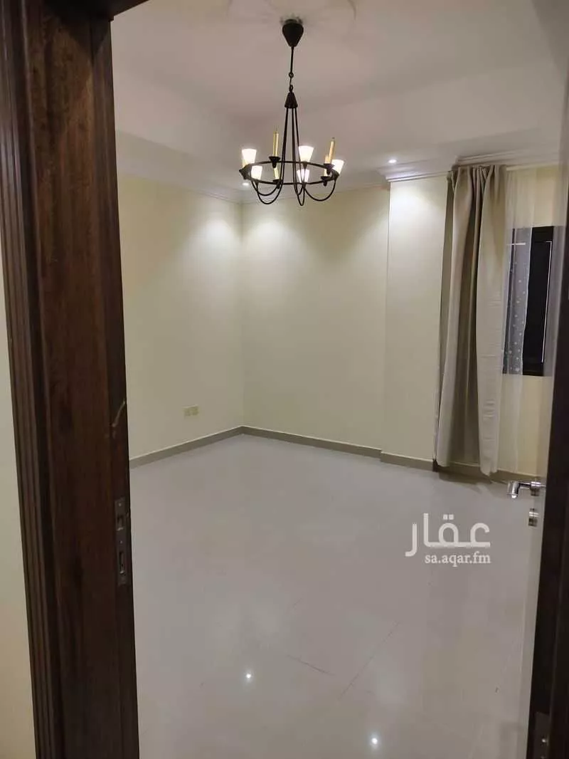 شقة 3 غرف في الحمرا 4