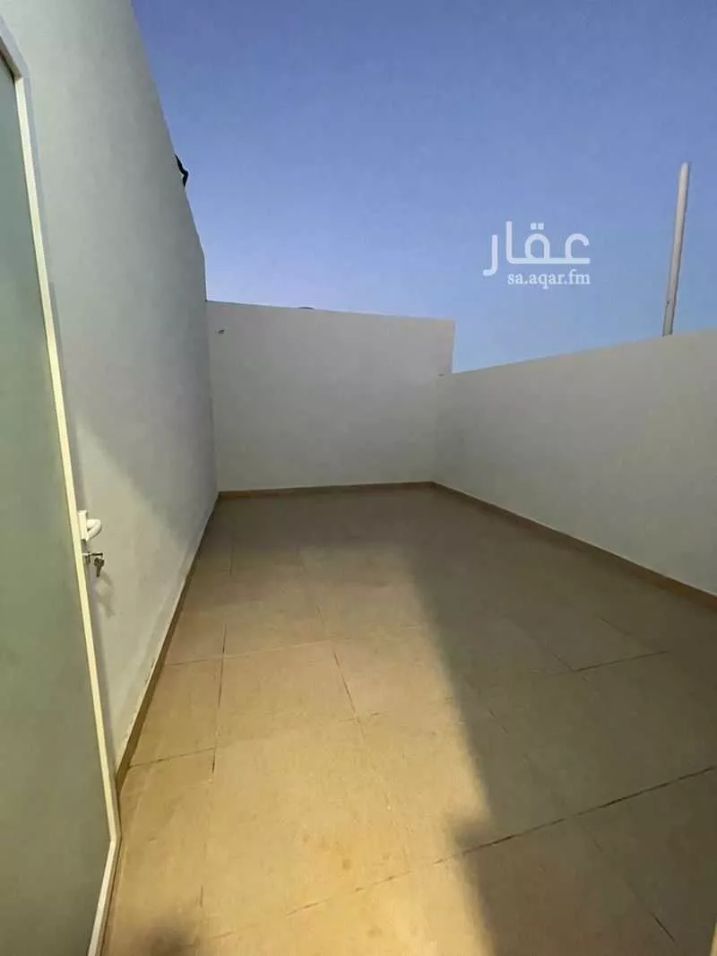 شقة 2 غرف في العليا 11