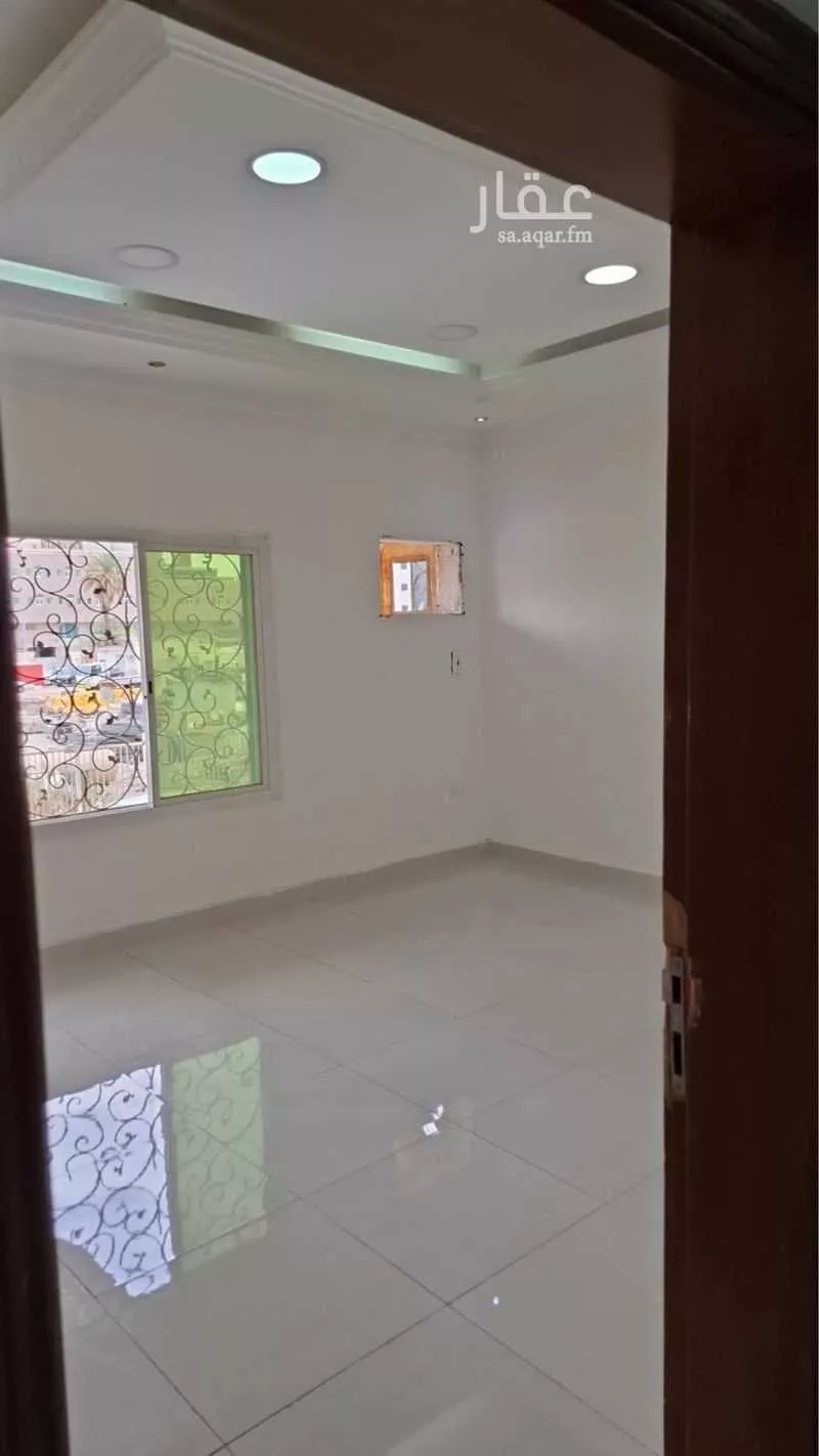 مكتب 140 م² في البغدادية الغربية 3