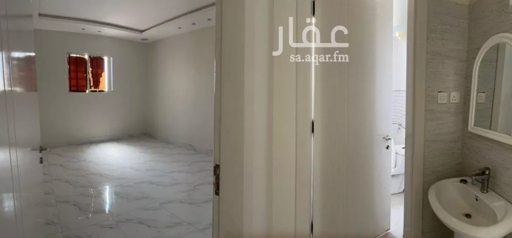 3 bedroom floor in Okaz 4