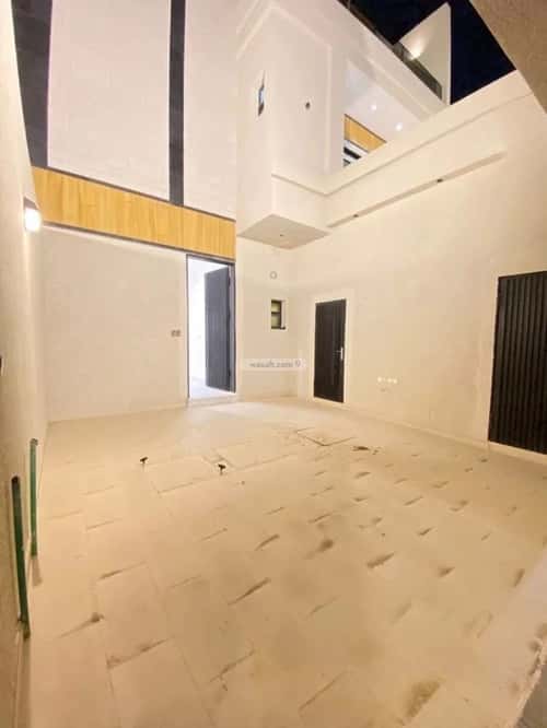 3 bedroom floor in King Fahd 2