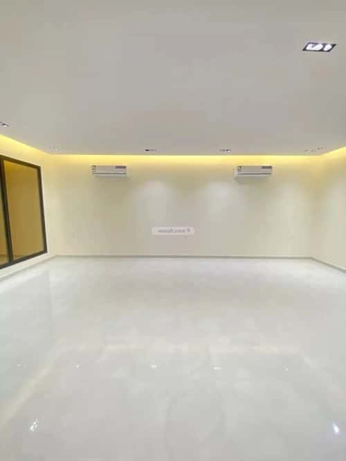 3 bedroom floor in King Fahd 7