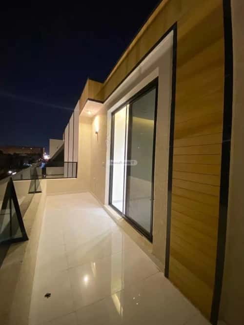 3 bedroom floor in King Fahd 8