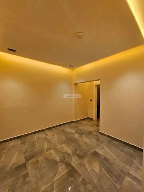 شقة 2 غرف في الملقا 4