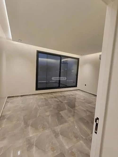 شقة 1 غرف في الملقا 4