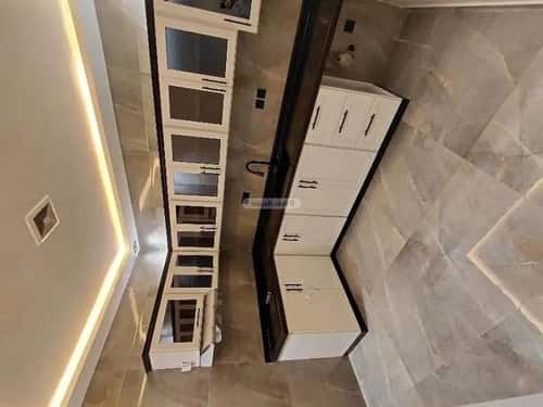 شقة 1 غرف في الملقا 8