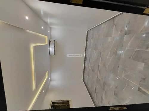 شقة 1 غرف في العقيق 5