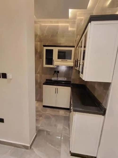 شقة 1 غرف في العارض 4