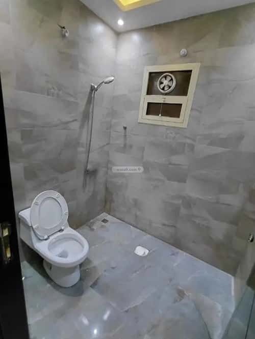 شقة 1 غرف في العقيق 8