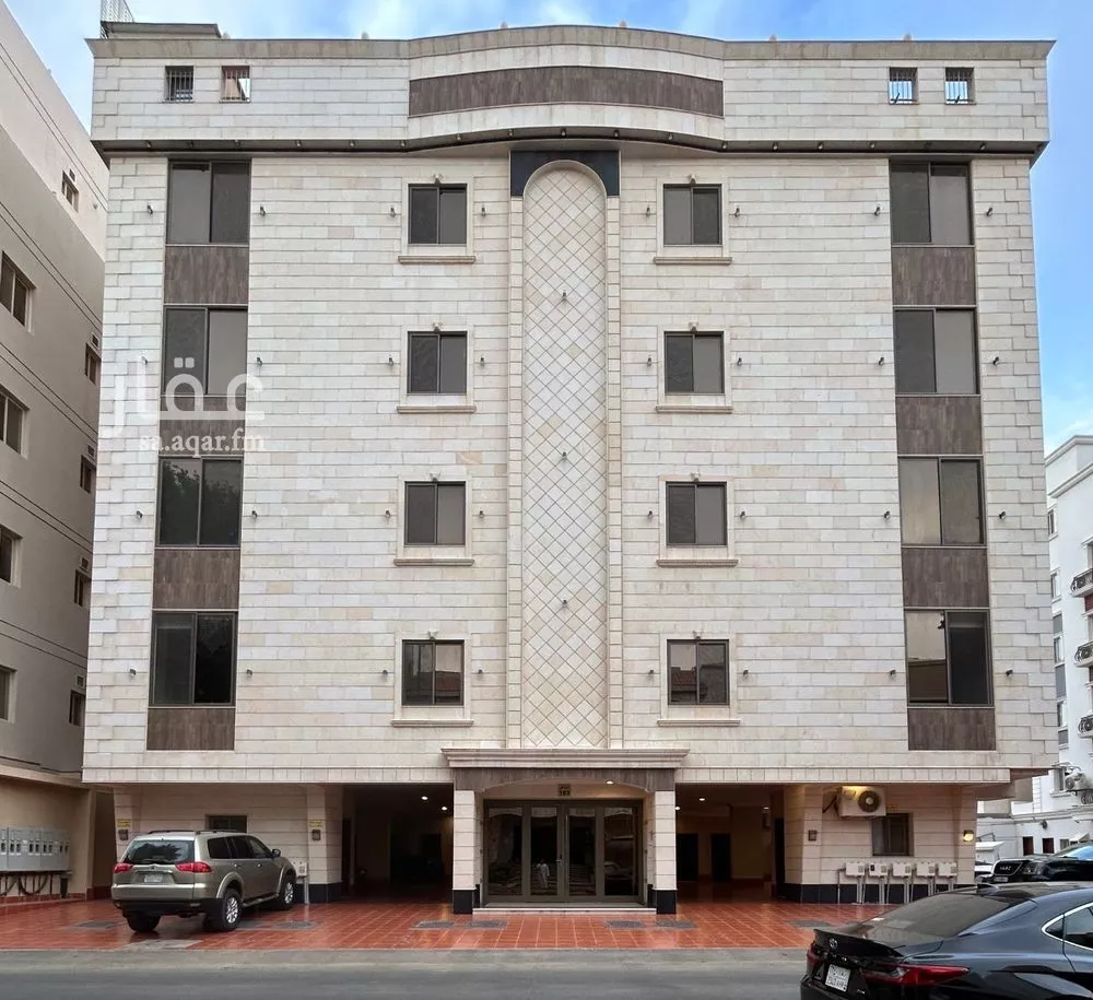 شقة 6 غرف في الصفا 18