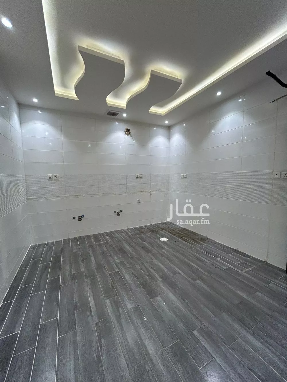 شقة 6 غرف في الصفا 10