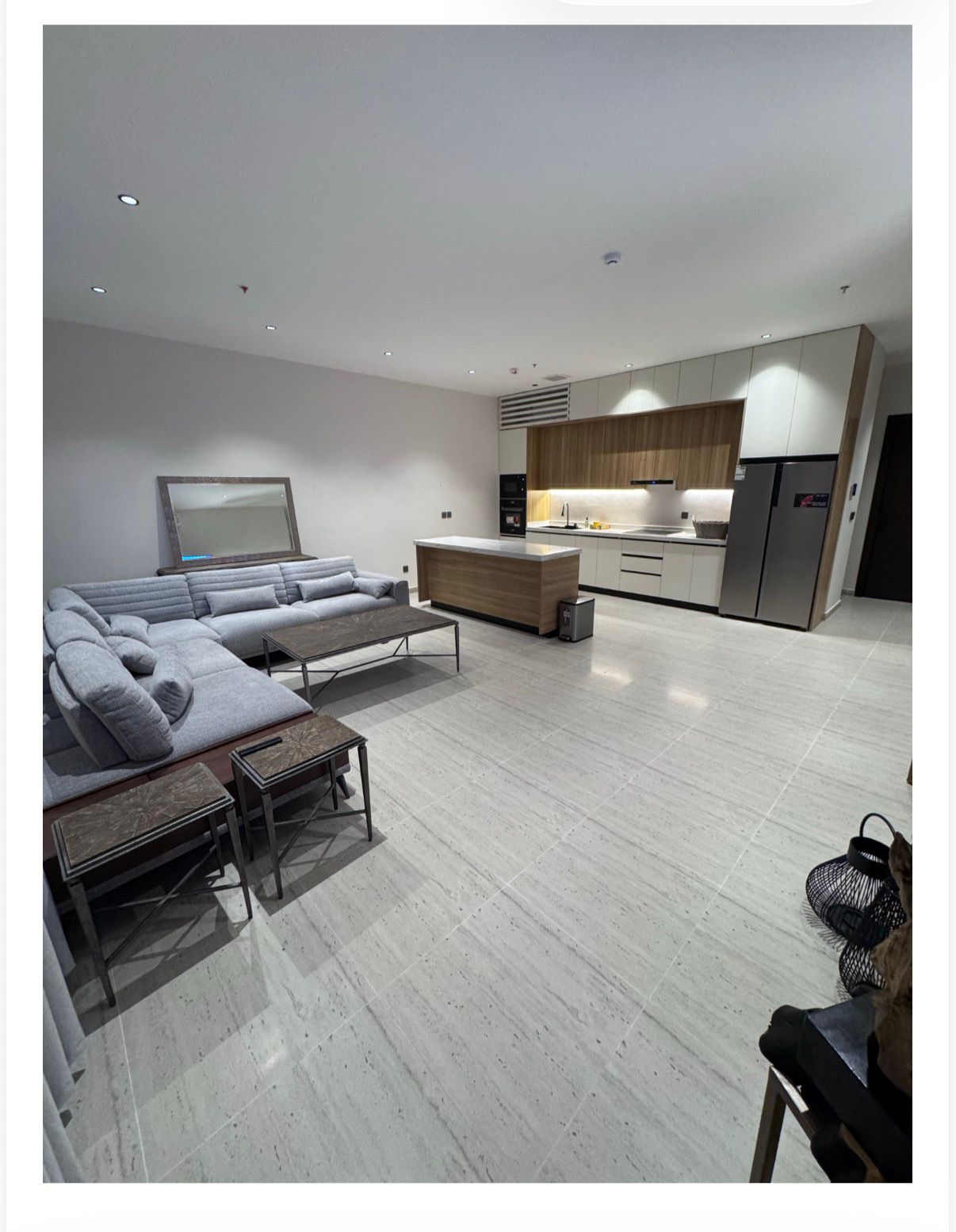 شقة 2 غرف في عرقة 10