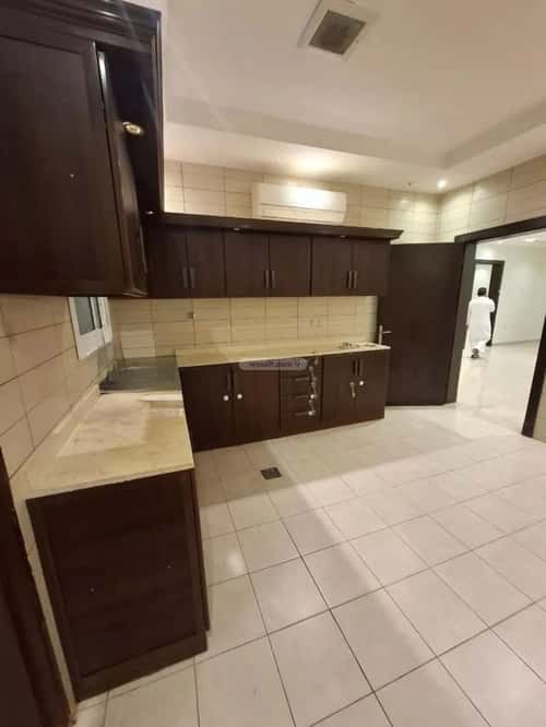 دور 5 غرف في الملقا 2