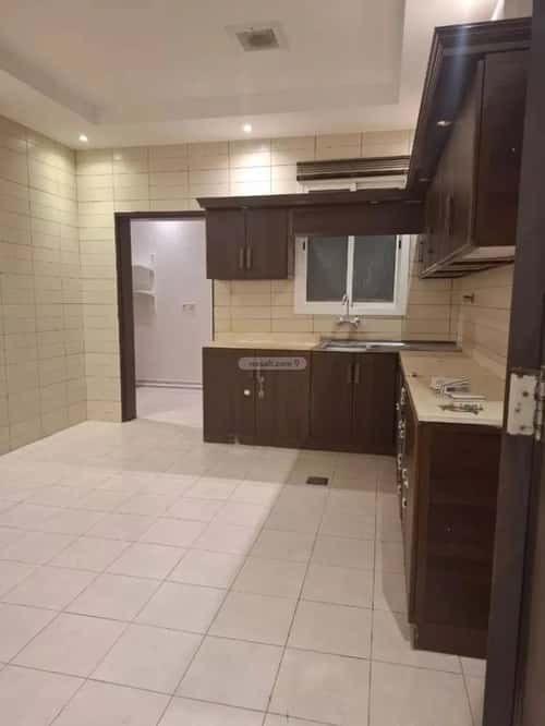 دور 5 غرف في الملقا 5