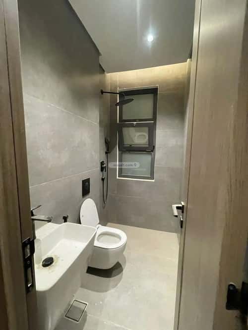 شقة 3 غرف في العارض 11