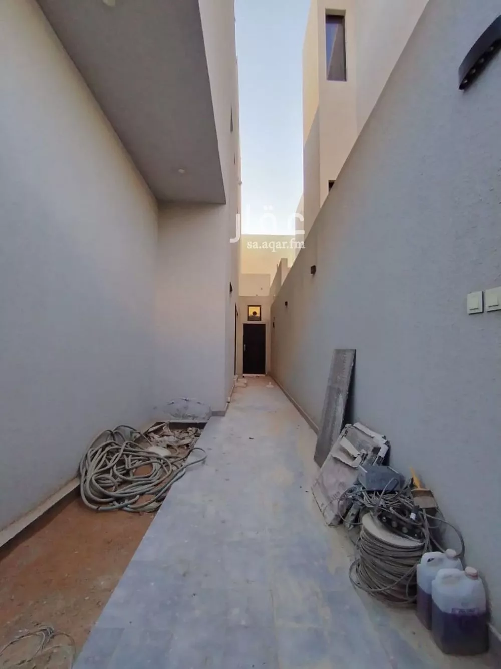 دور 4 غرف في النرجس 16