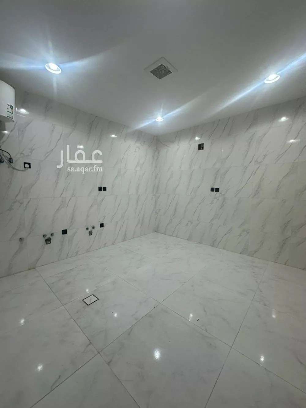 فيلا 5 غرف في عكاظ 15