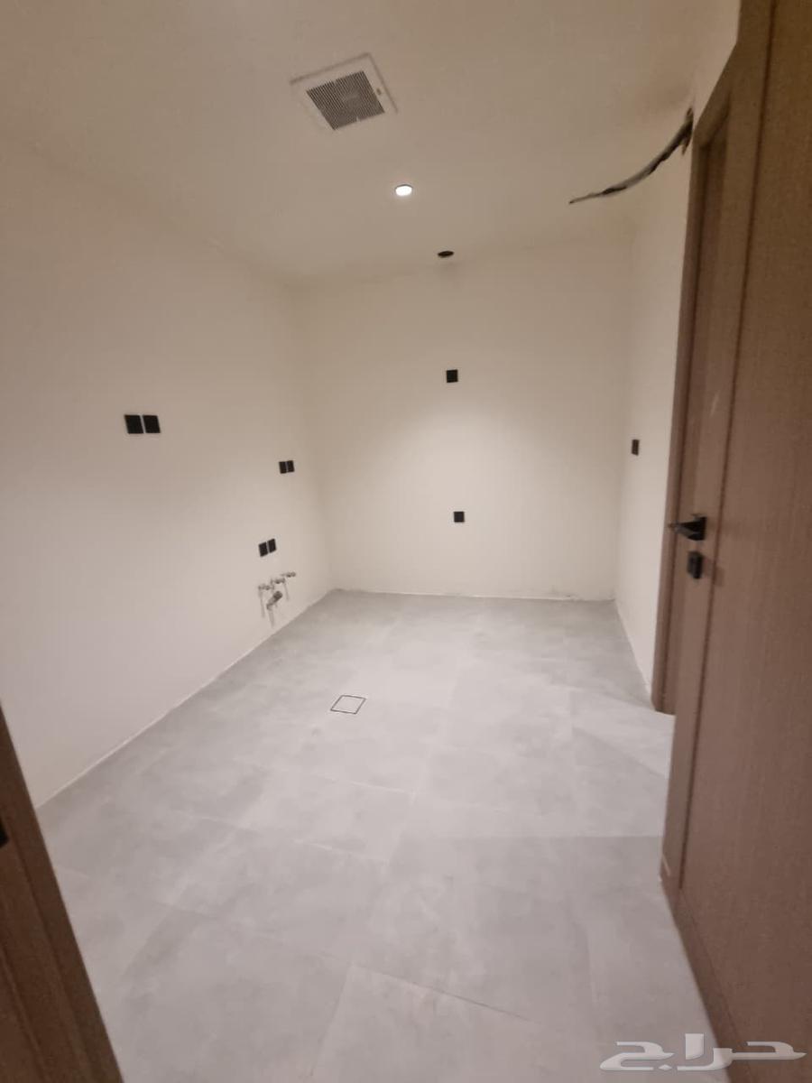 شقة 6 غرف في المعيزلة 2