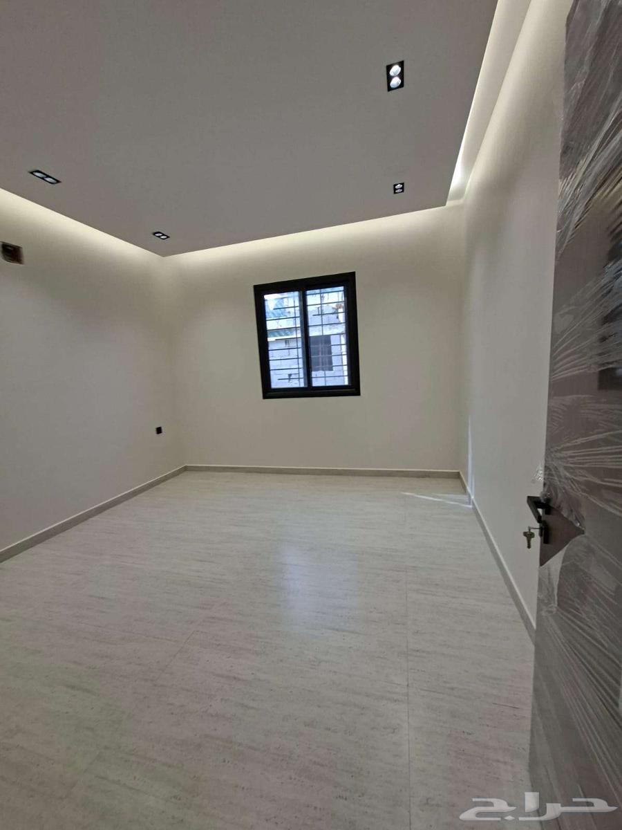 شقة 5 غرف في الجنادرية 11