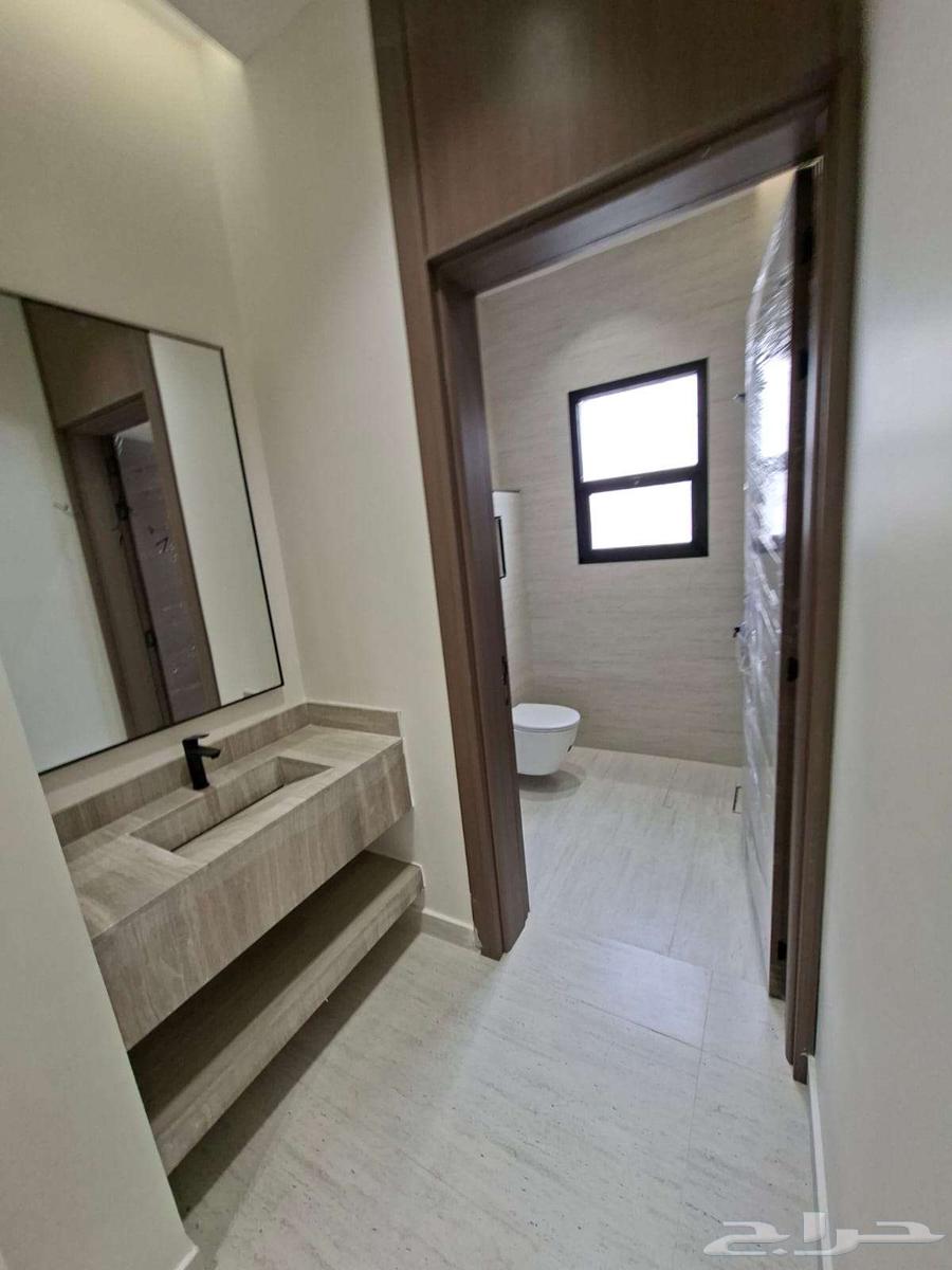 شقة 5 غرف في الجنادرية 12