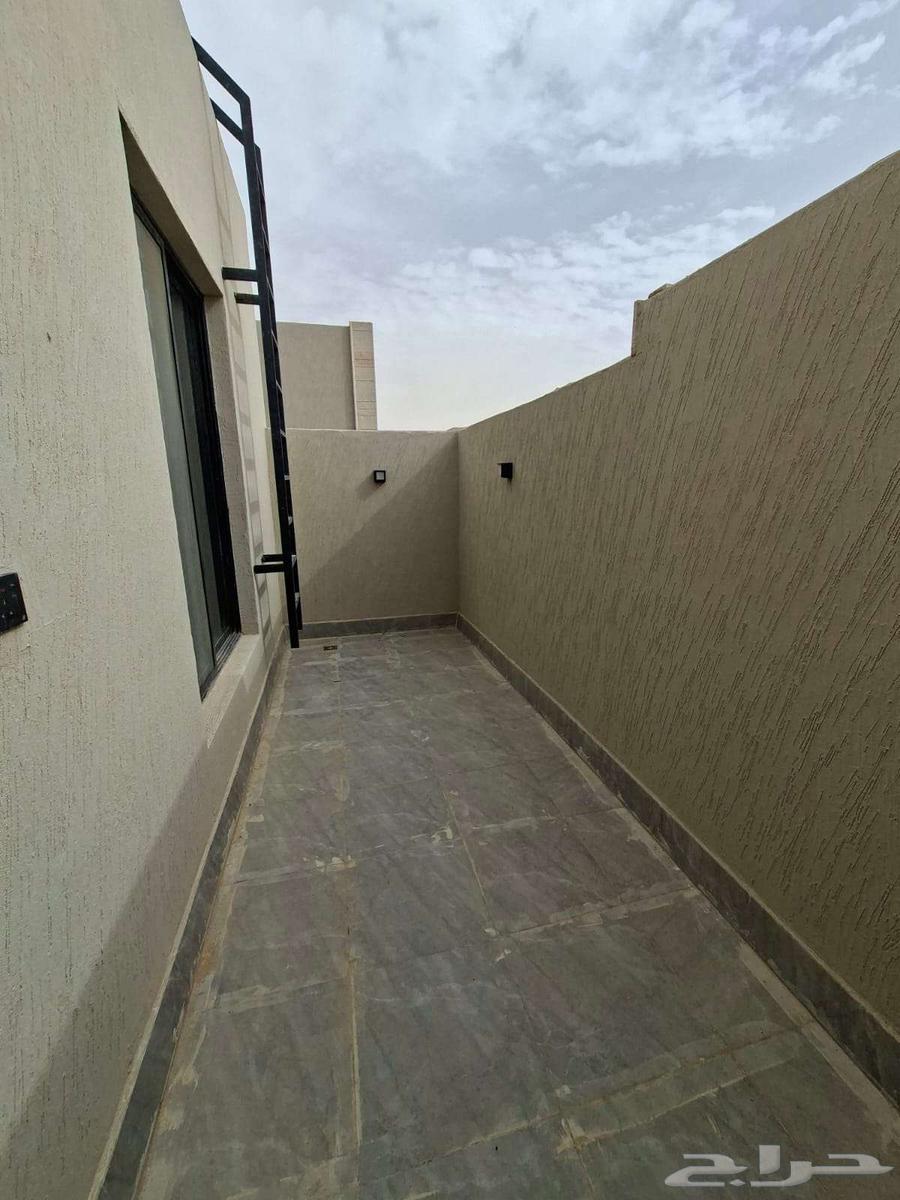 شقة 5 غرف في الجنادرية 10